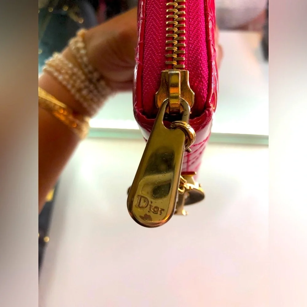 🩷 Lady DIOR Christian Dior Cannage Pink Patent Leather Long Zippy Wallet Charm